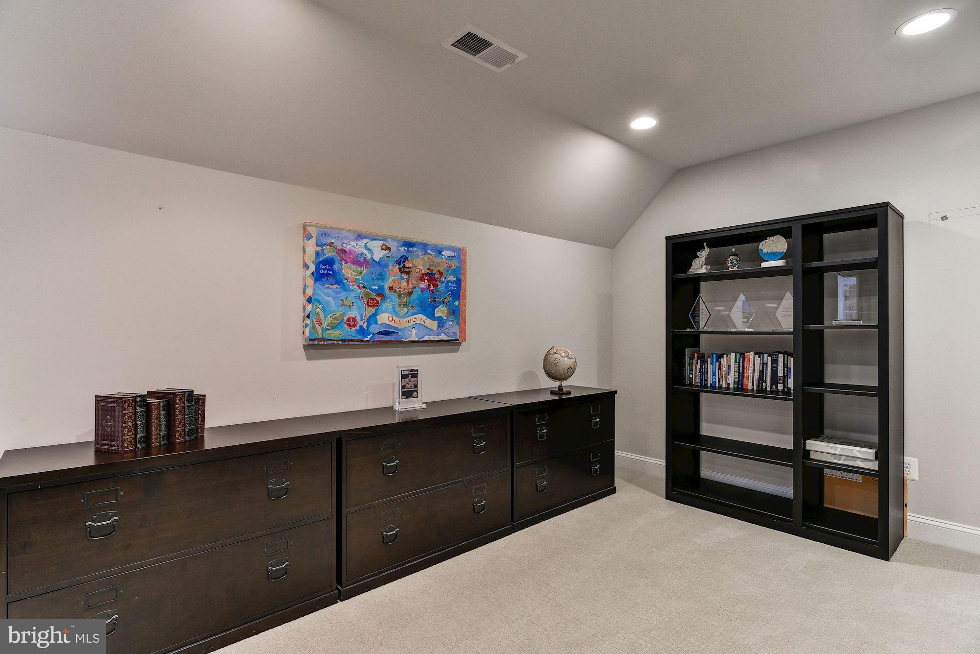 GLENBROOK VILLAGE - Residential