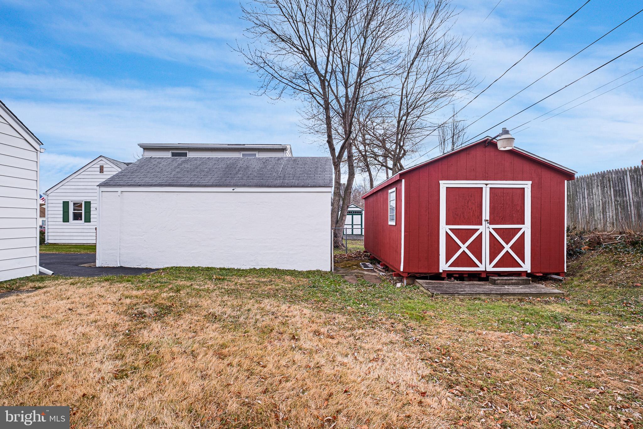 WILM MANOR GARDENS - Residential