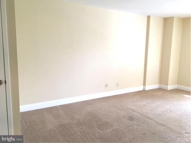 IDYLWOOD TOWERS - Residential Lease