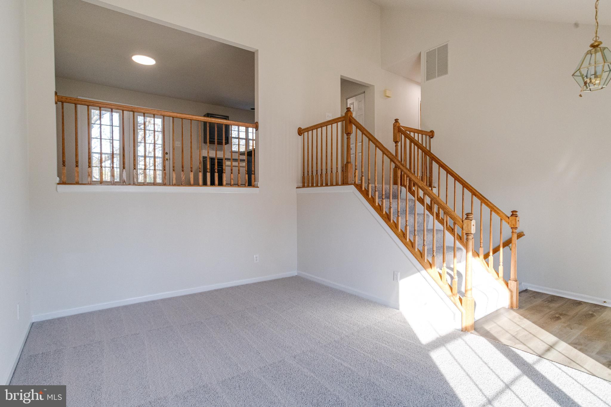 ROLLING VIEW - Residential