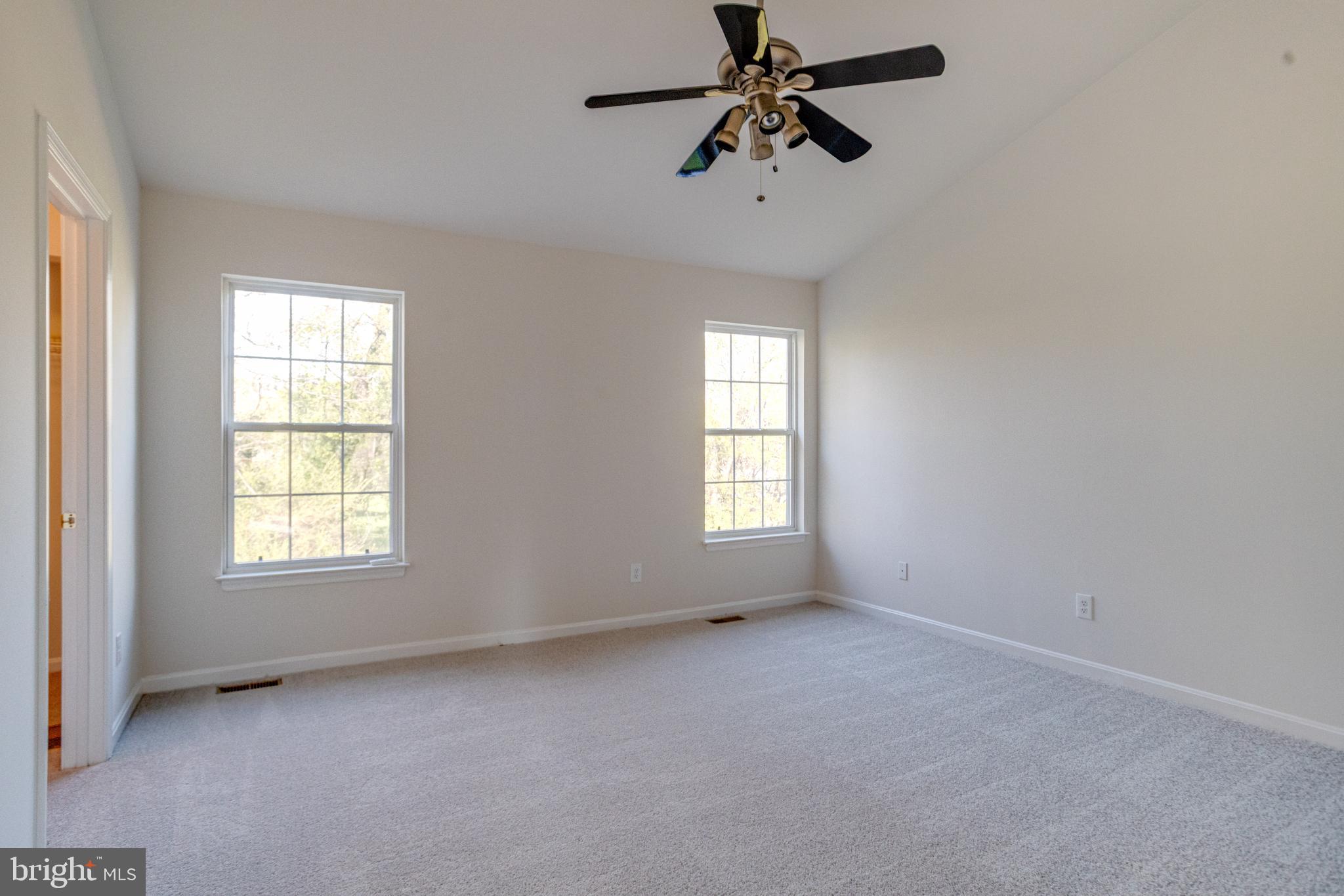 ROLLING VIEW - Residential