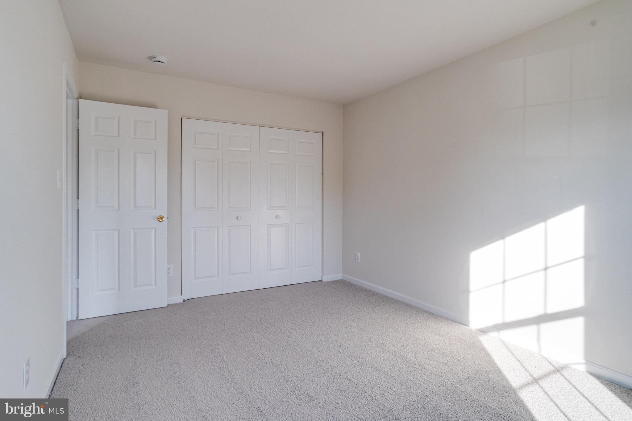 ROLLING VIEW - Residential