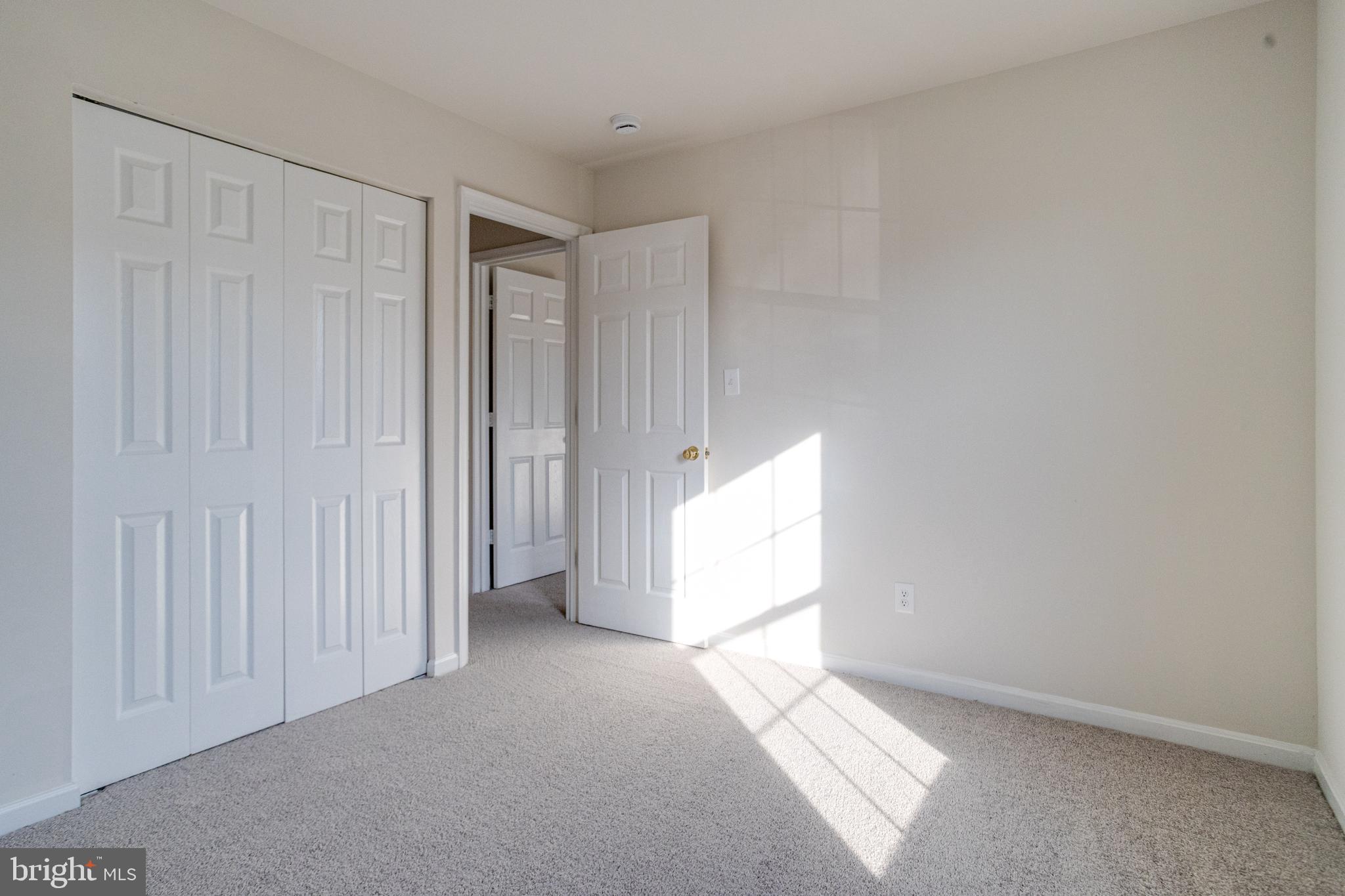 ROLLING VIEW - Residential