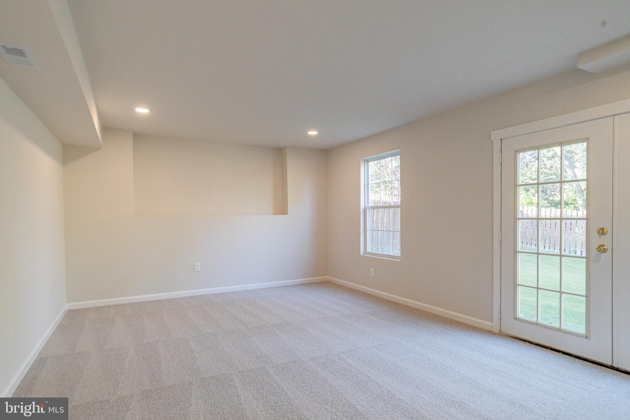 ROLLING VIEW - Residential