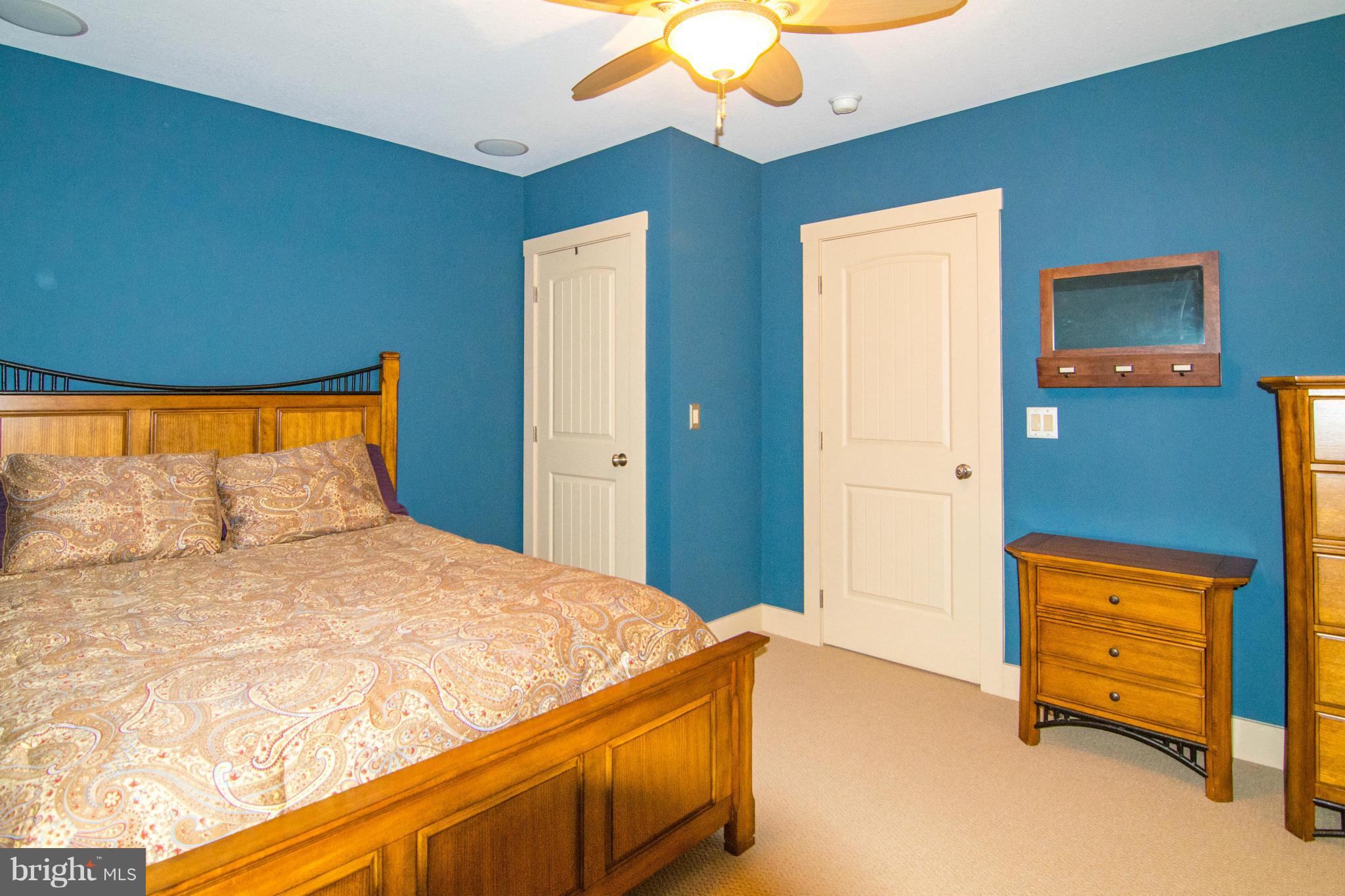 TIMBERLAKE VILLAGE - Residential