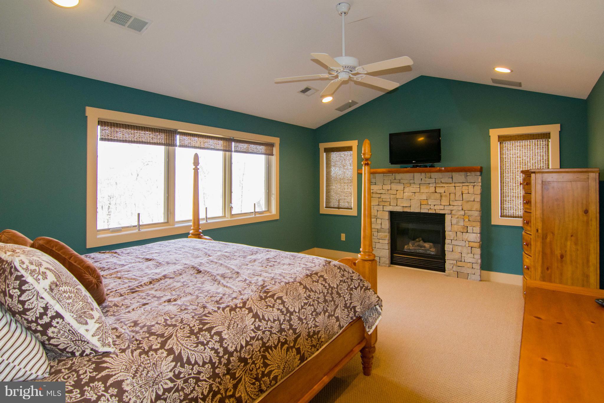 TIMBERLAKE VILLAGE - Residential