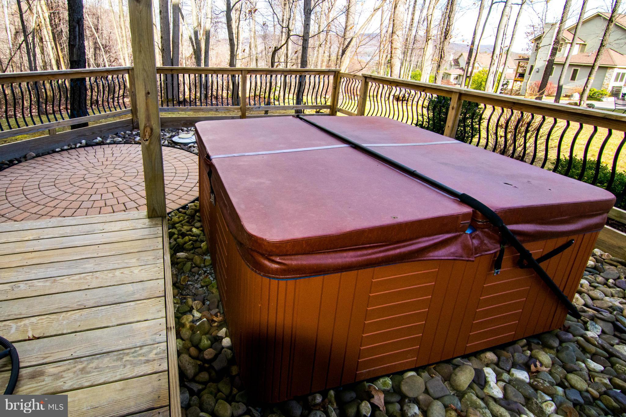 TIMBERLAKE VILLAGE - Residential