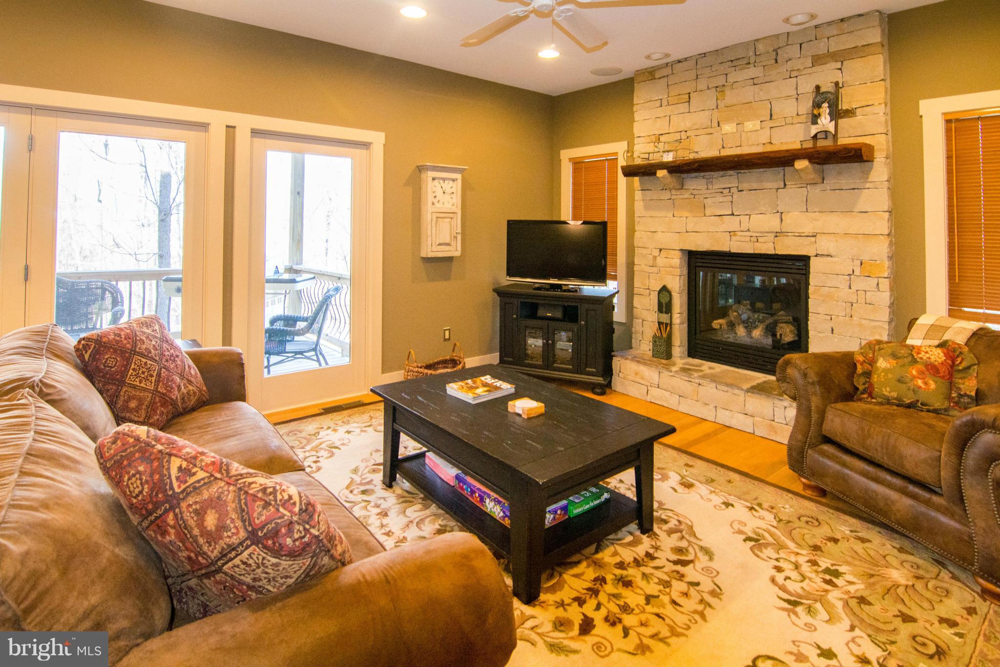 TIMBERLAKE VILLAGE - Residential