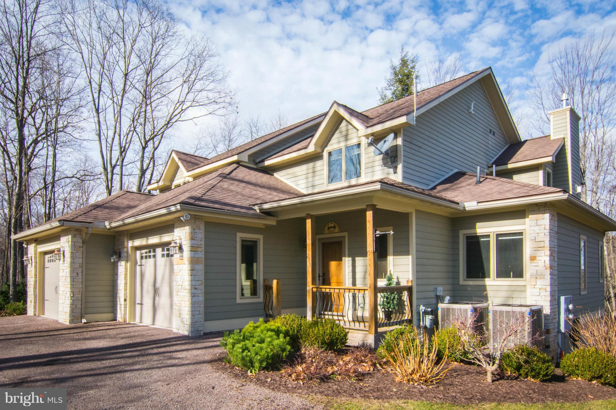 TIMBERLAKE VILLAGE - Residential