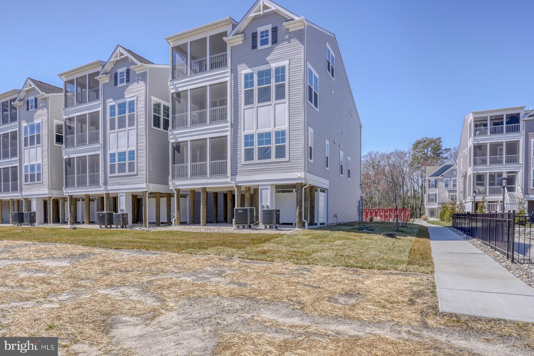 22763 KEEL COURT 11