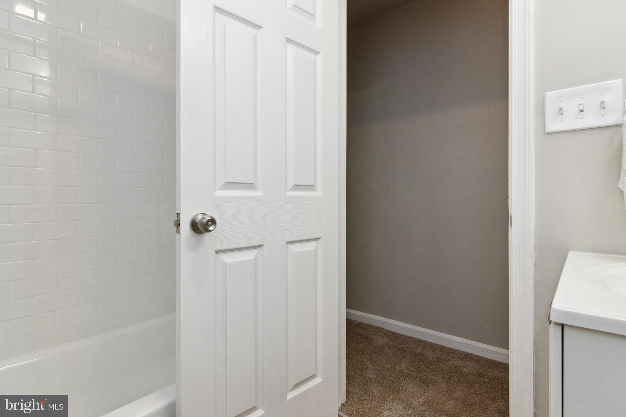 MIDDLE EAST - Residential