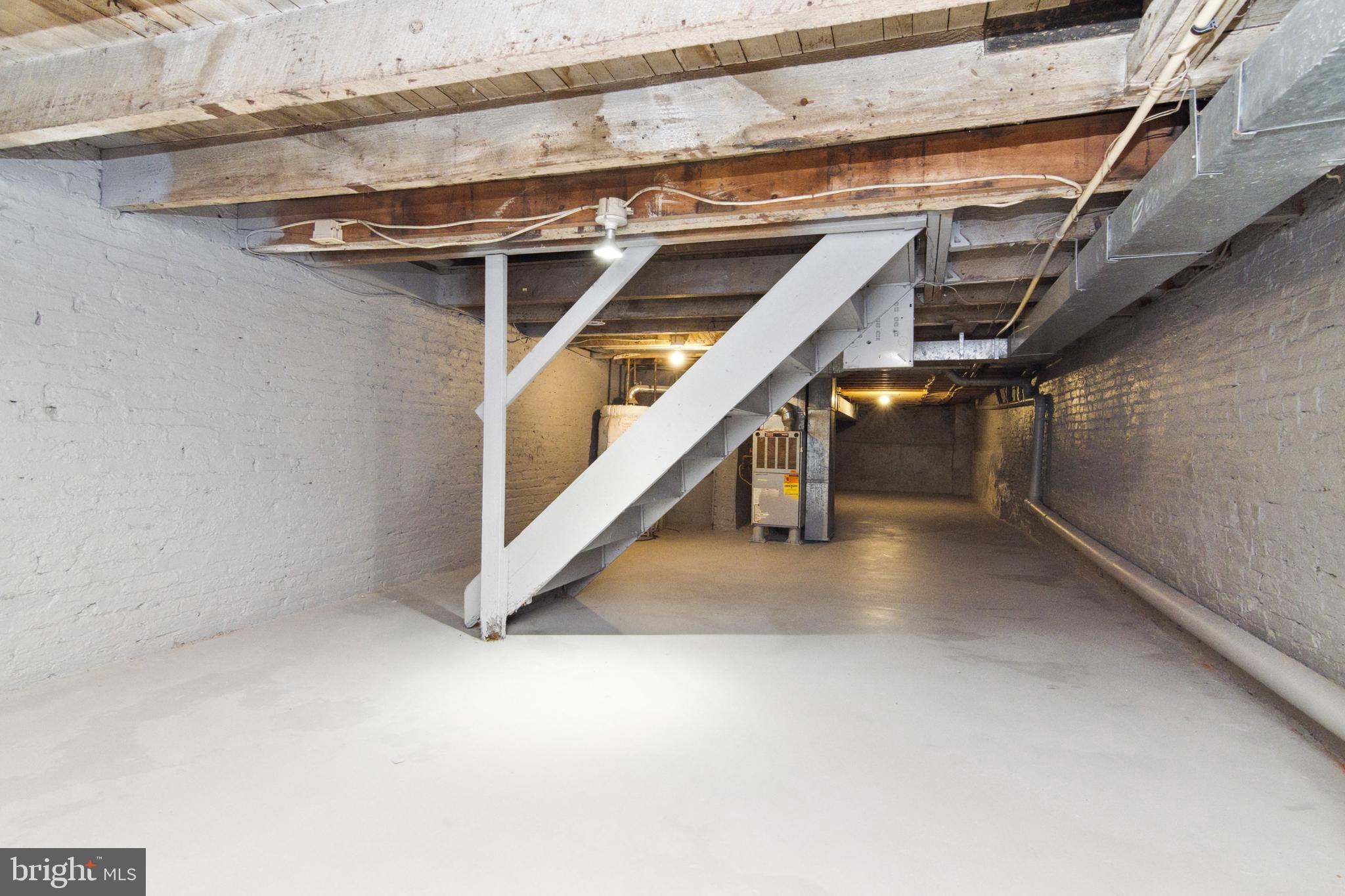 MIDDLE EAST - Residential