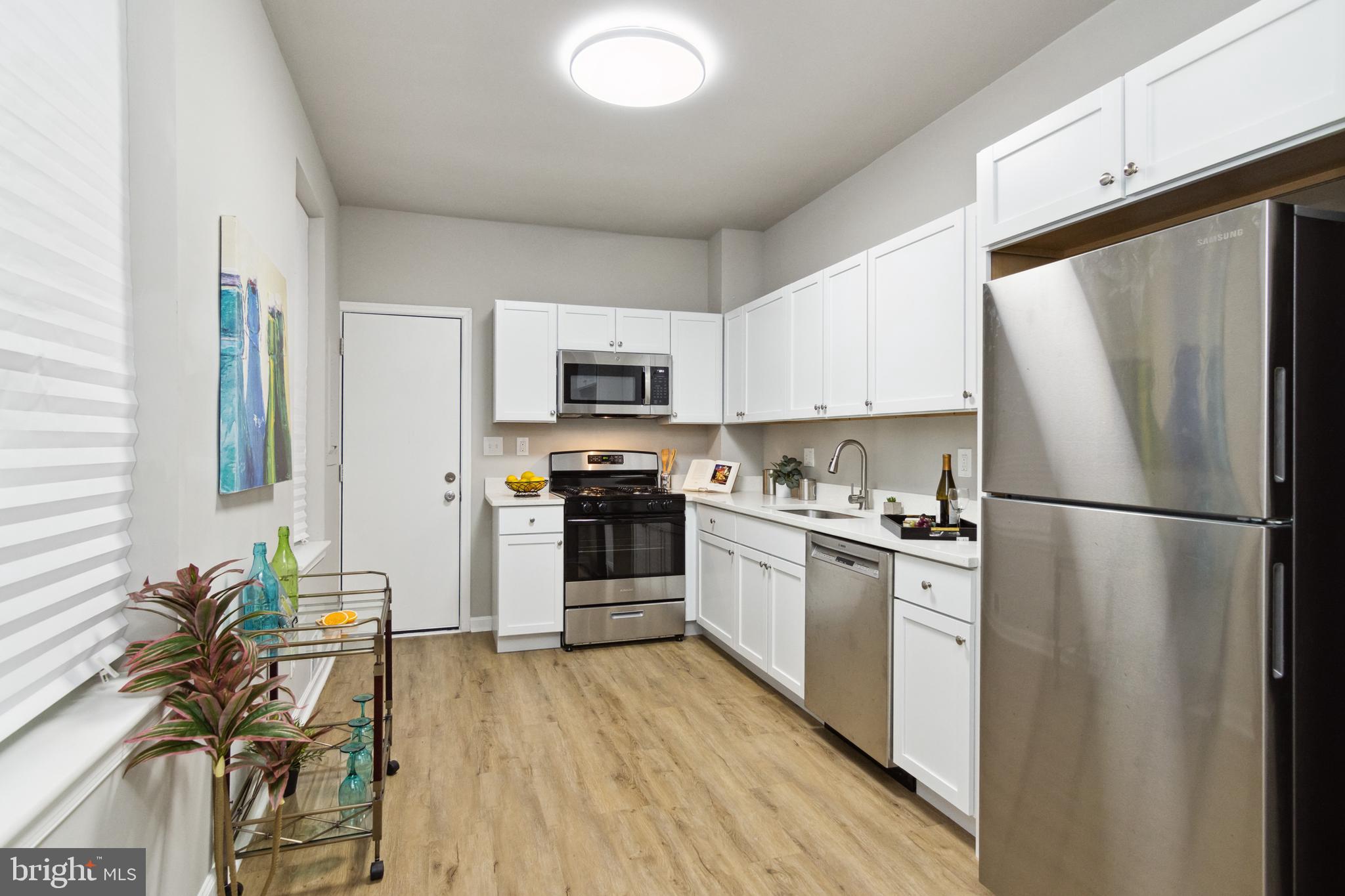 MIDDLE EAST - Residential