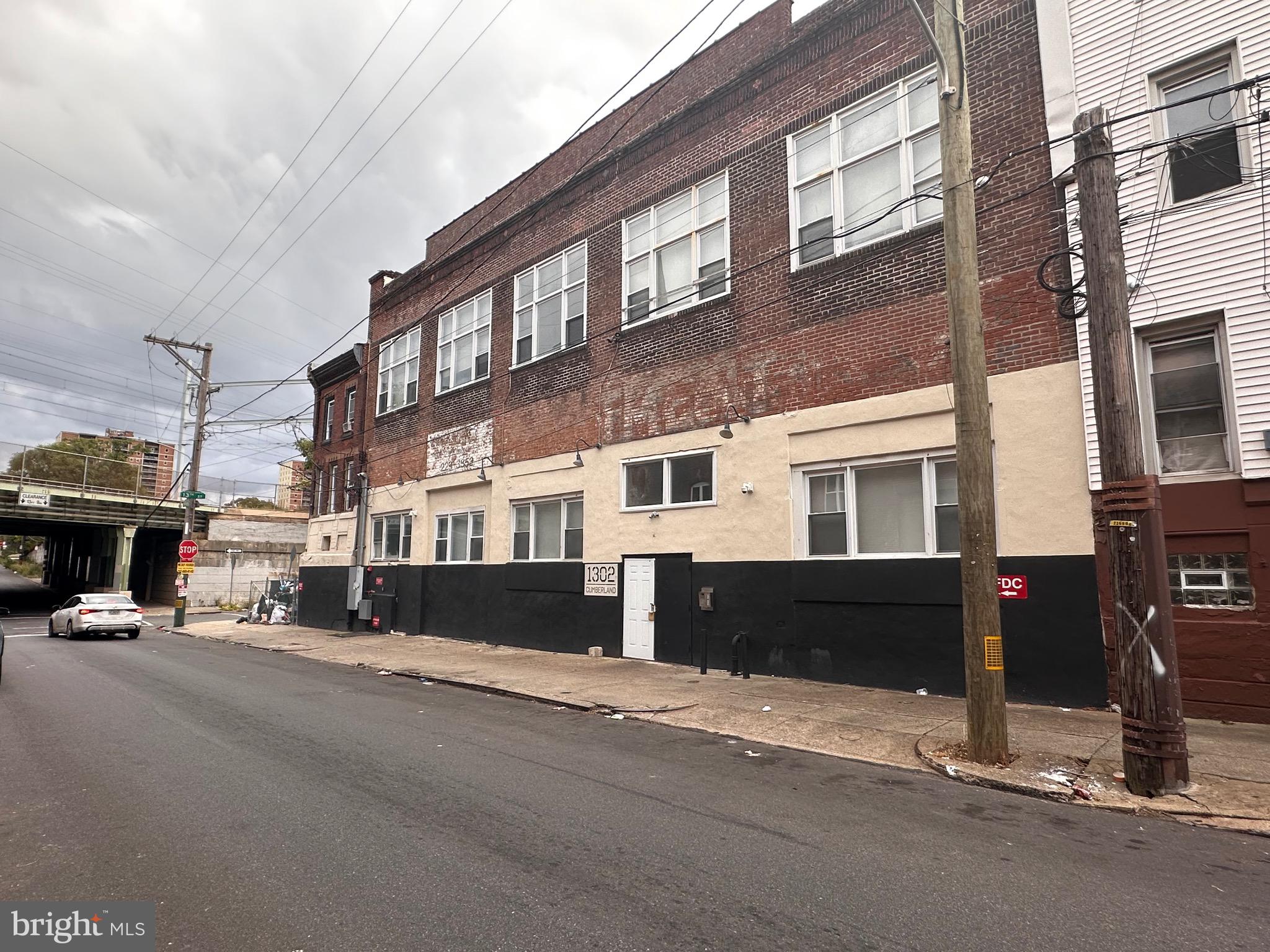 PHILADELPHIA (NORTH) - Residential Lease