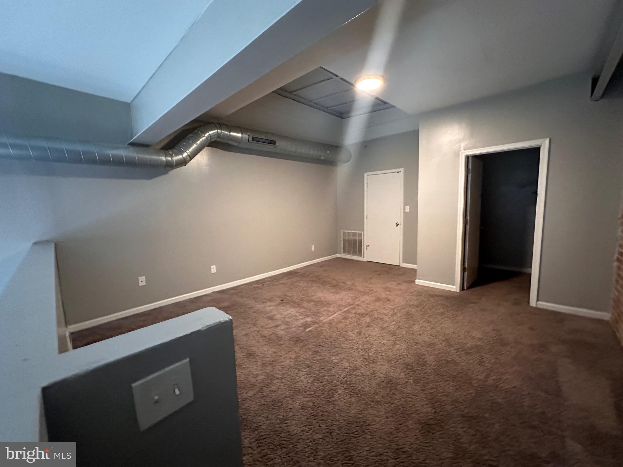 PHILADELPHIA (NORTH) - Residential Lease