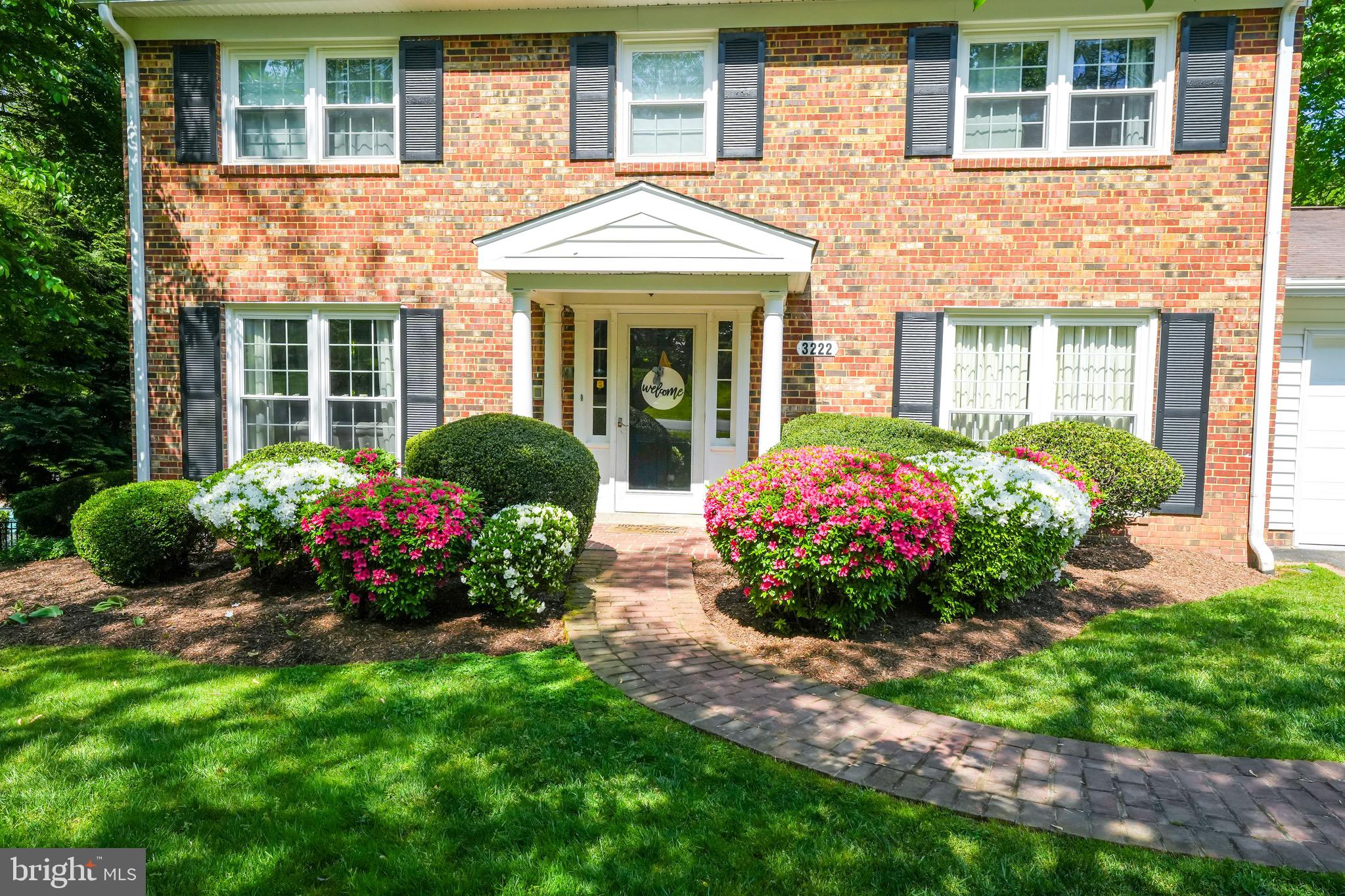 SUTTON PLACE - Residential Lease