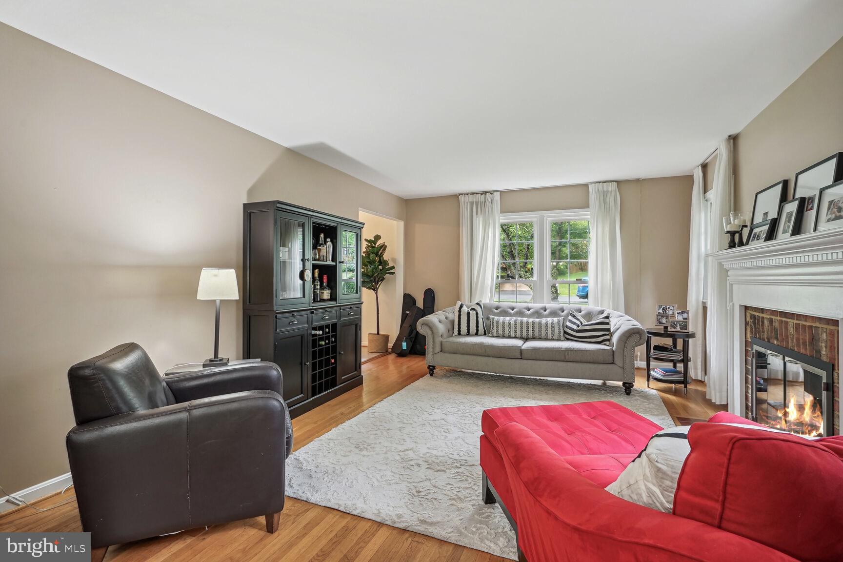 SUTTON PLACE - Residential Lease