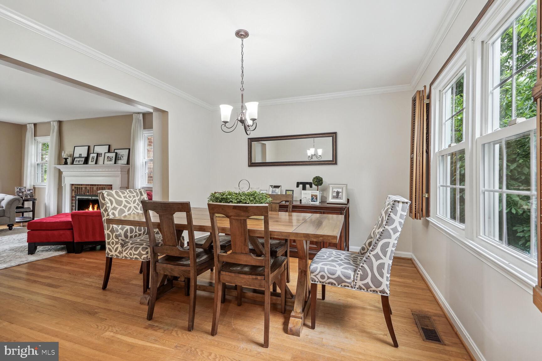 SUTTON PLACE - Residential Lease