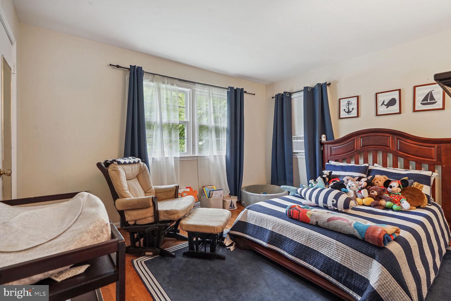 SUTTON PLACE - Residential Lease