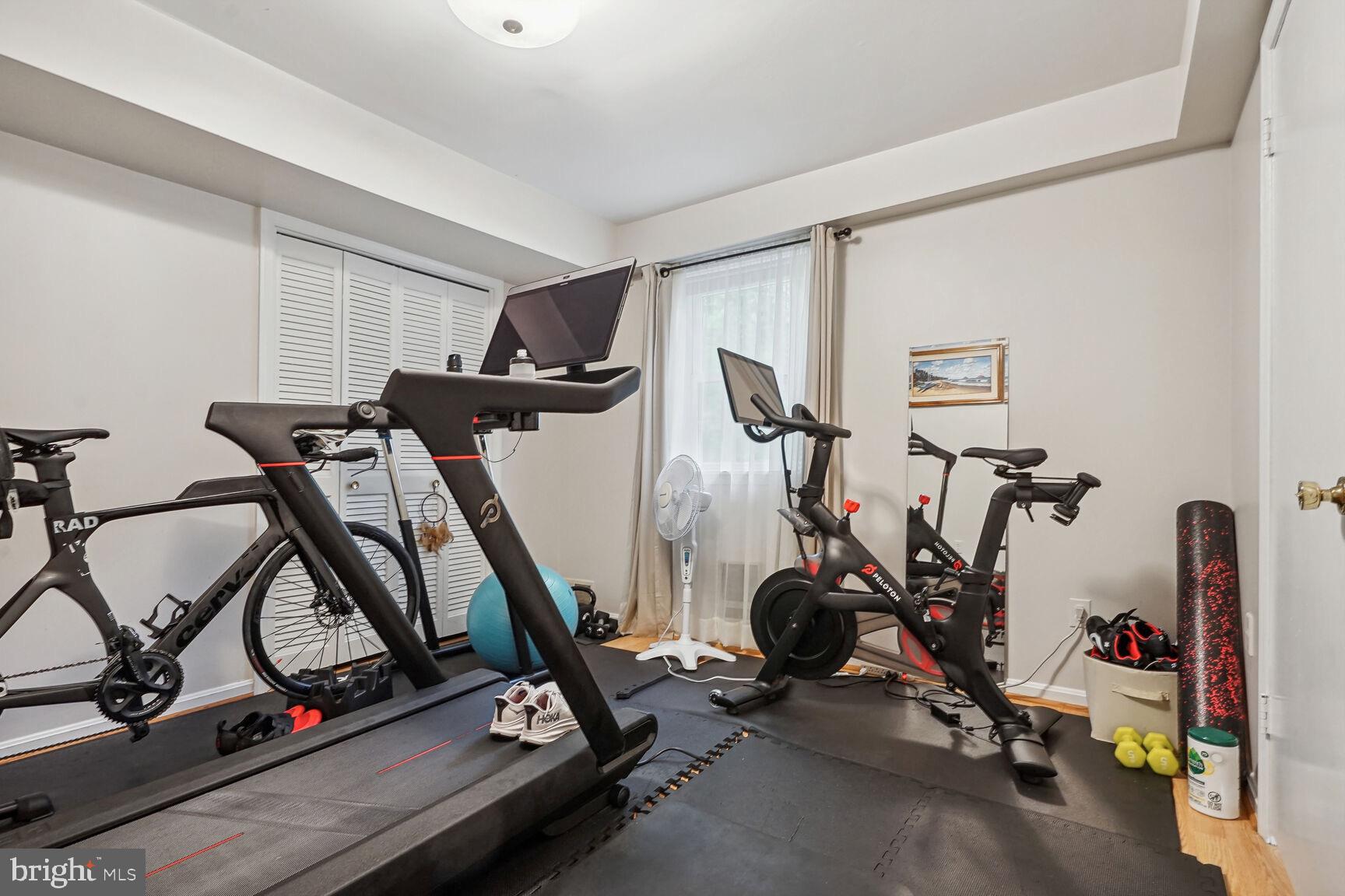 SUTTON PLACE - Residential Lease