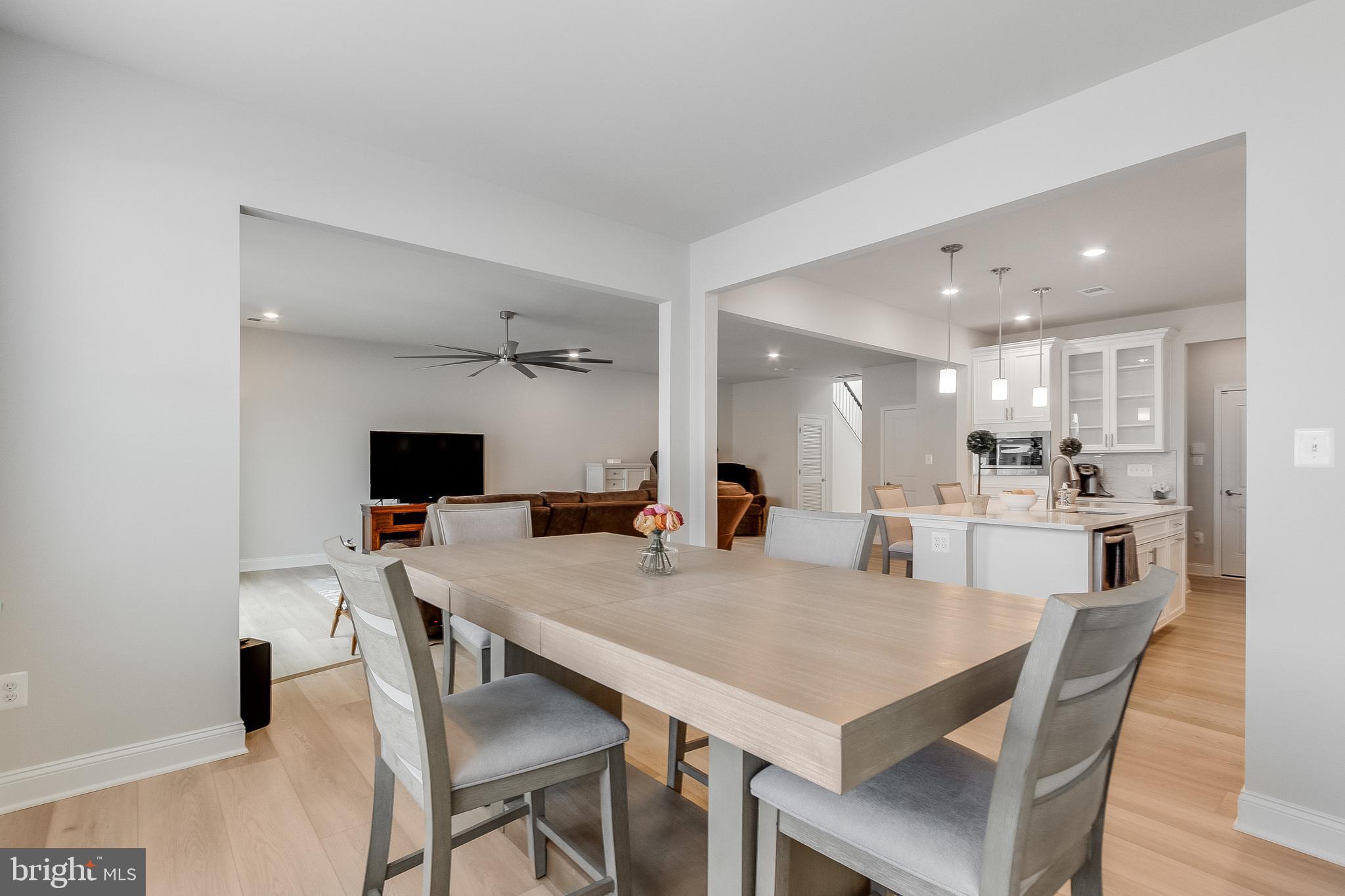 PLANTATION LAKES - Residential