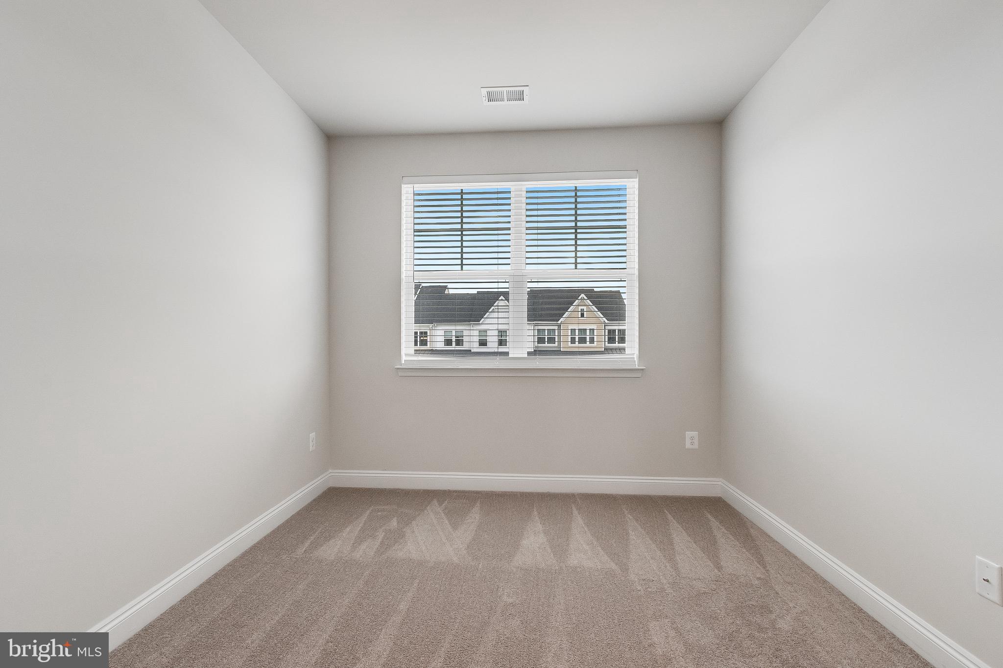 PLANTATION LAKES - Residential