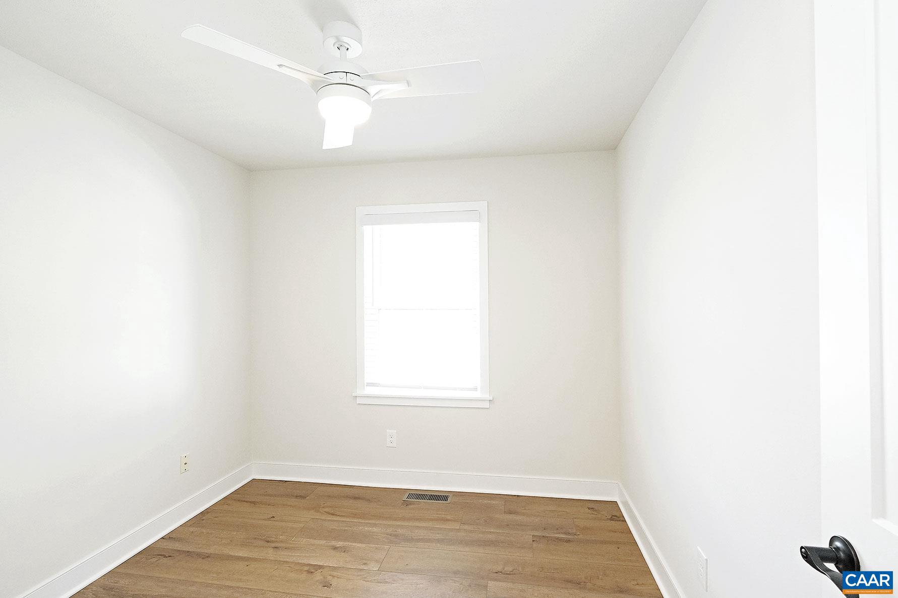 BELMONT - Residential Lease