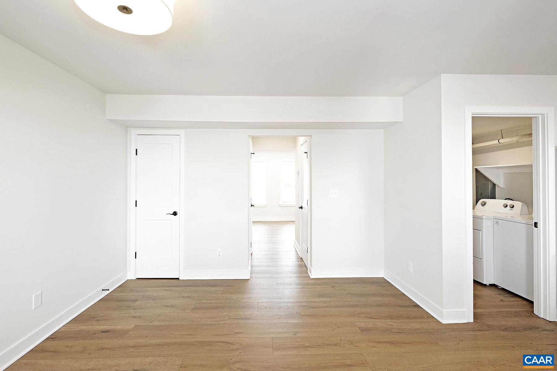 BELMONT - Residential Lease