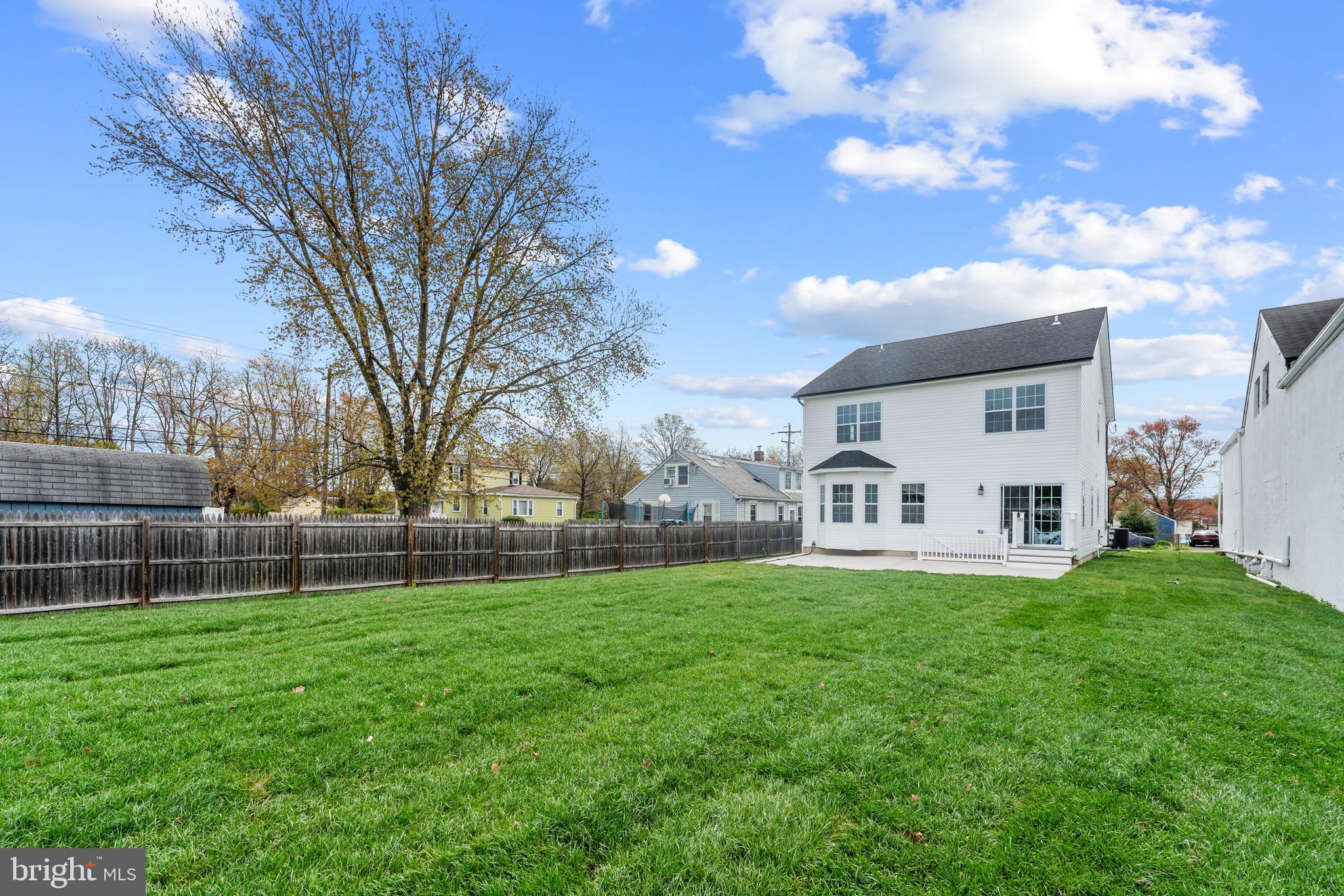 EDDINGTON GDNS - Residential