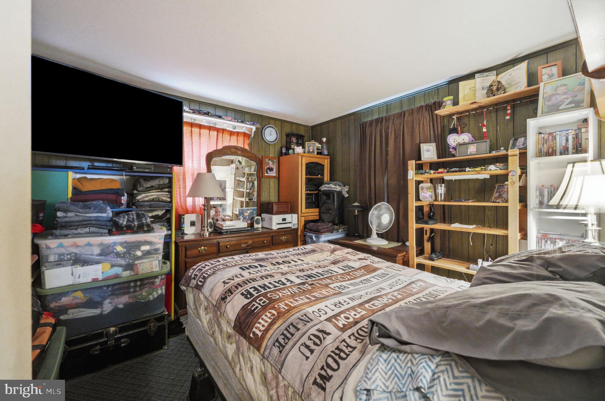 THOMSON ESTATES - Residential