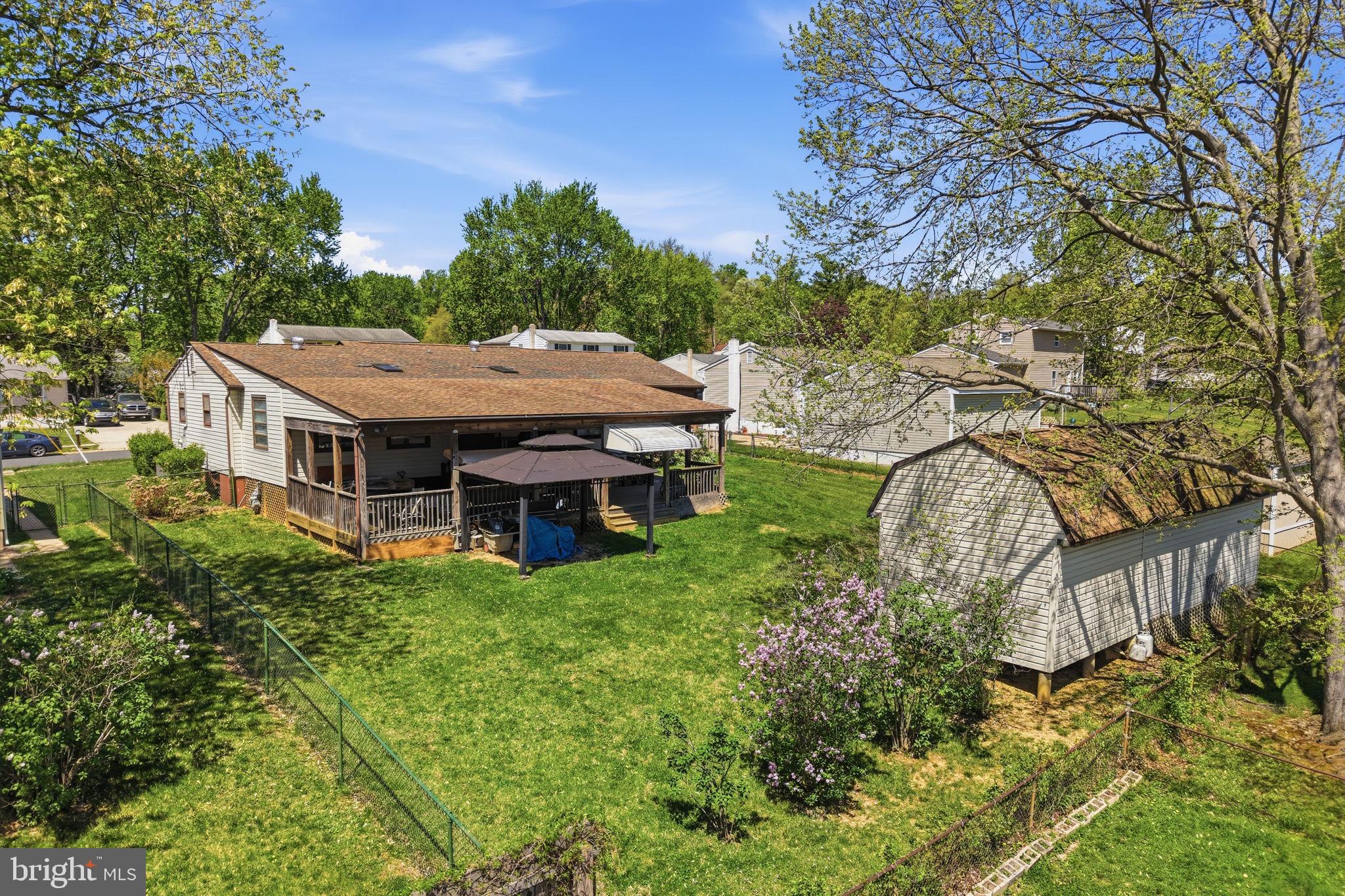 THOMSON ESTATES - Residential