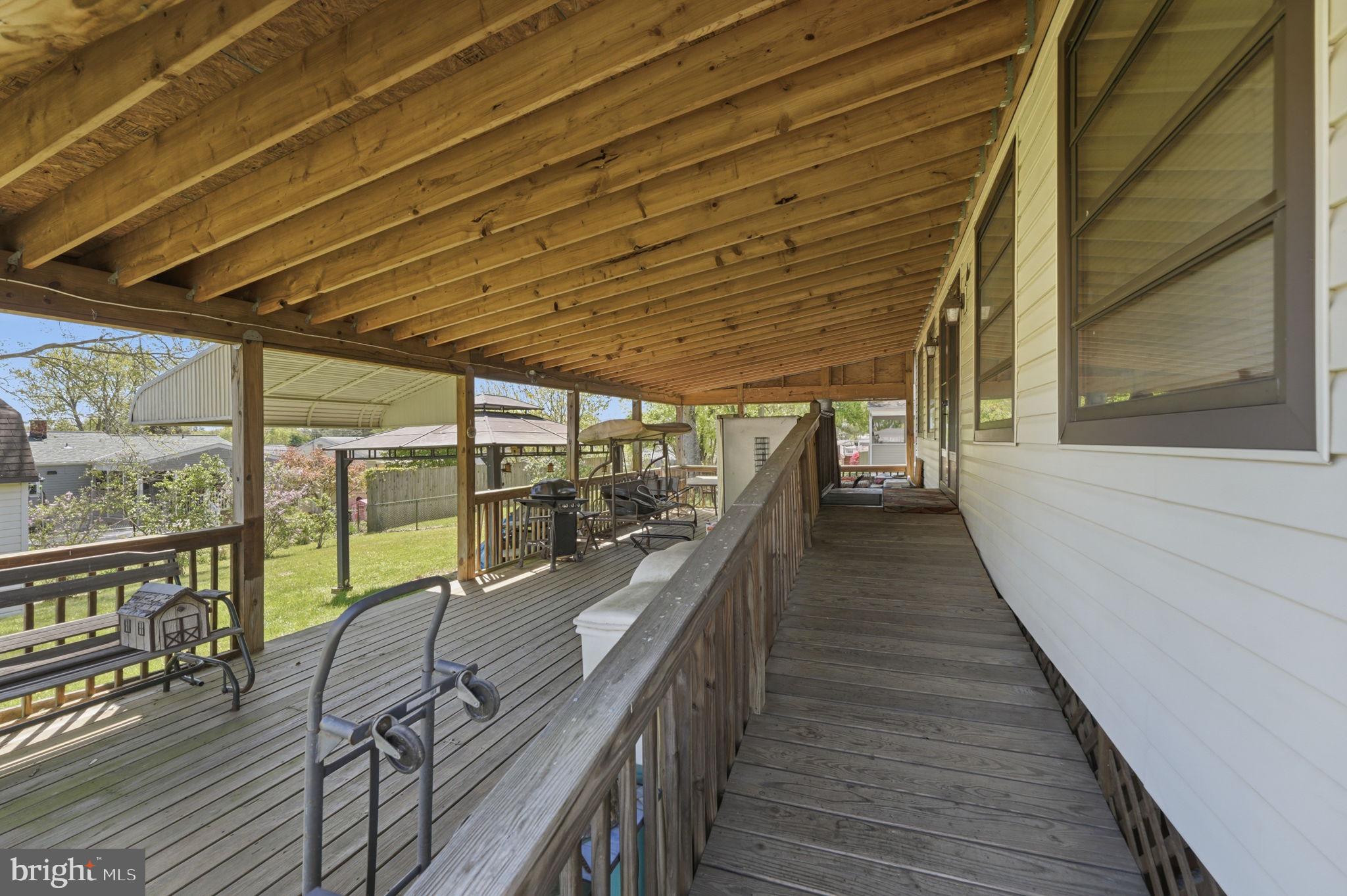 THOMSON ESTATES - Residential