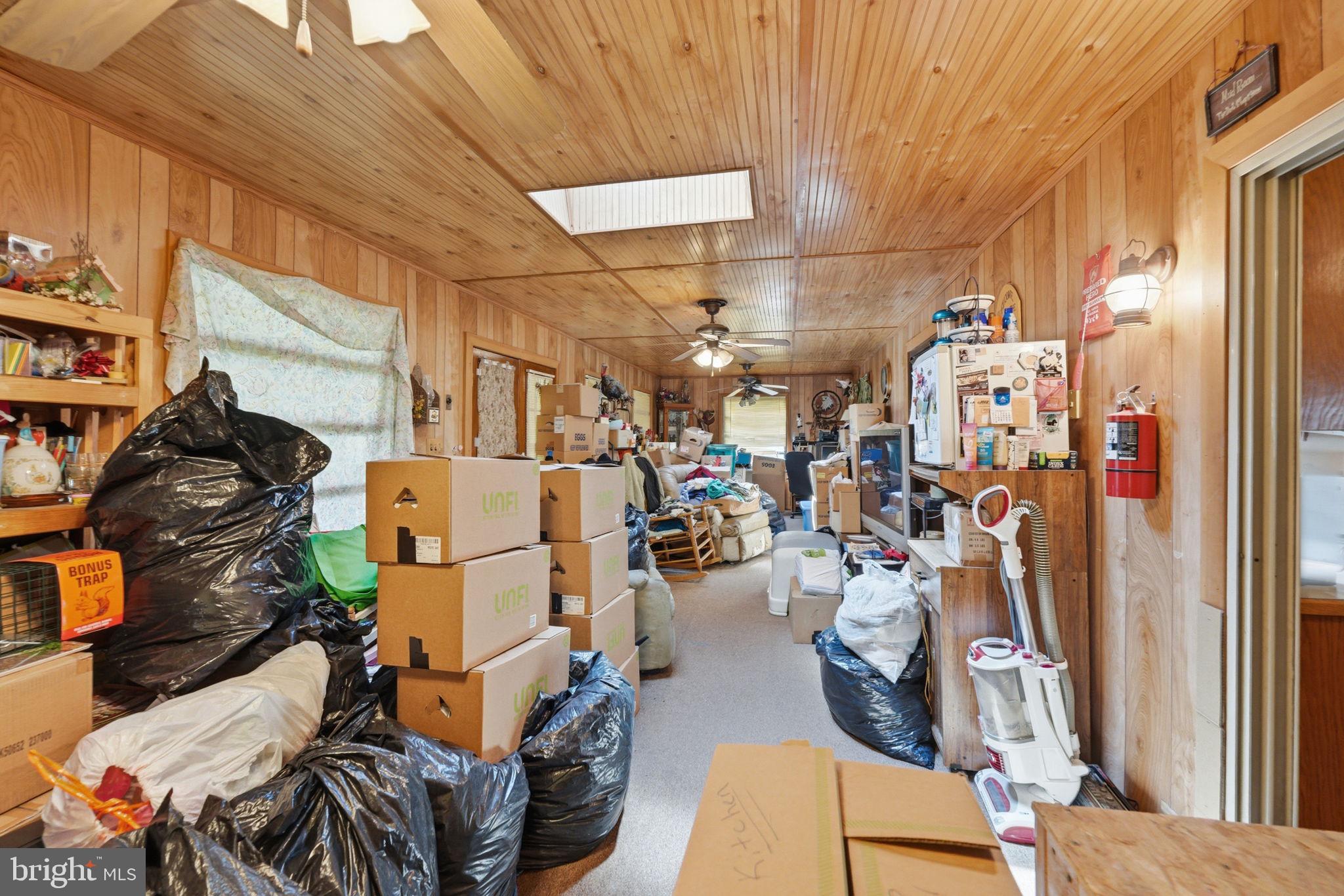 THOMSON ESTATES - Residential