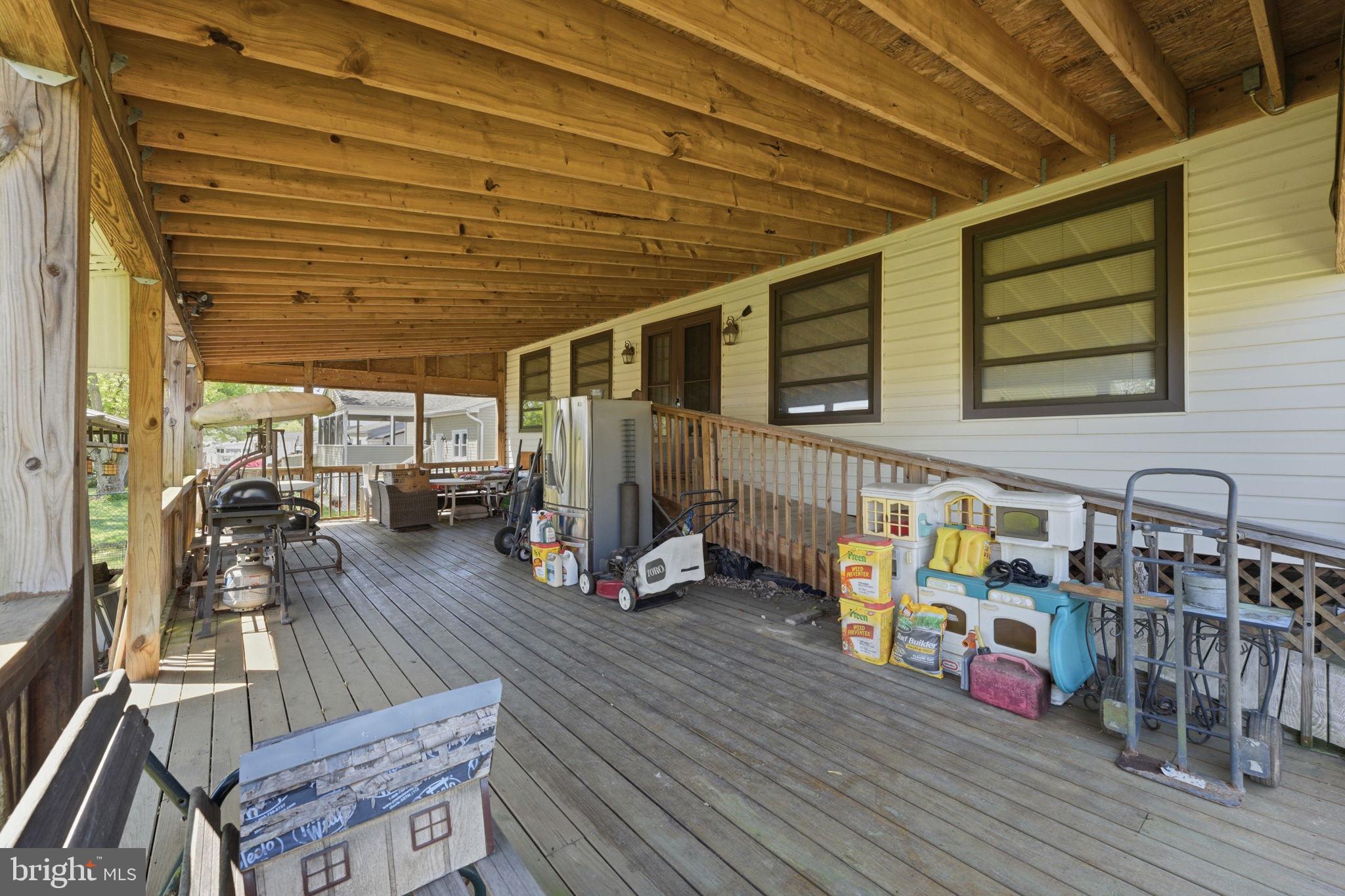 THOMSON ESTATES - Residential