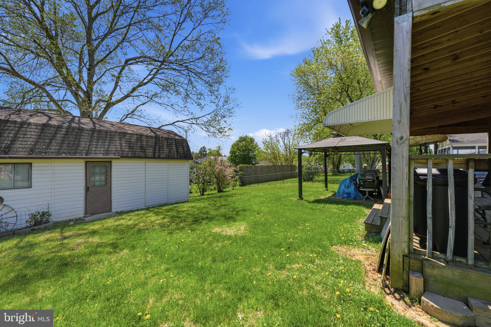 THOMSON ESTATES - Residential