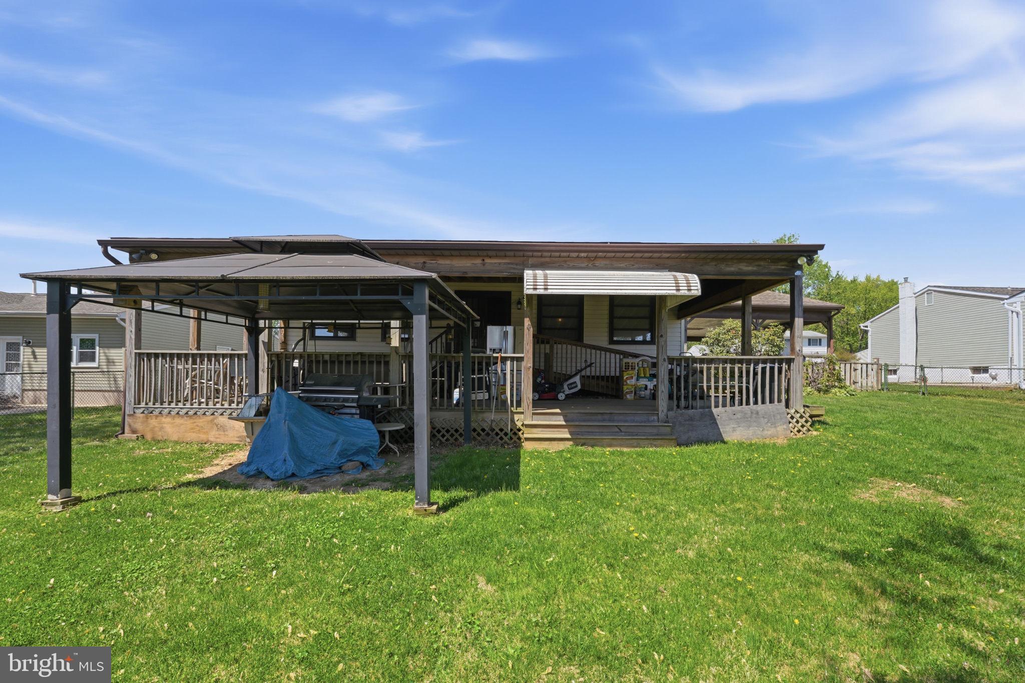 THOMSON ESTATES - Residential