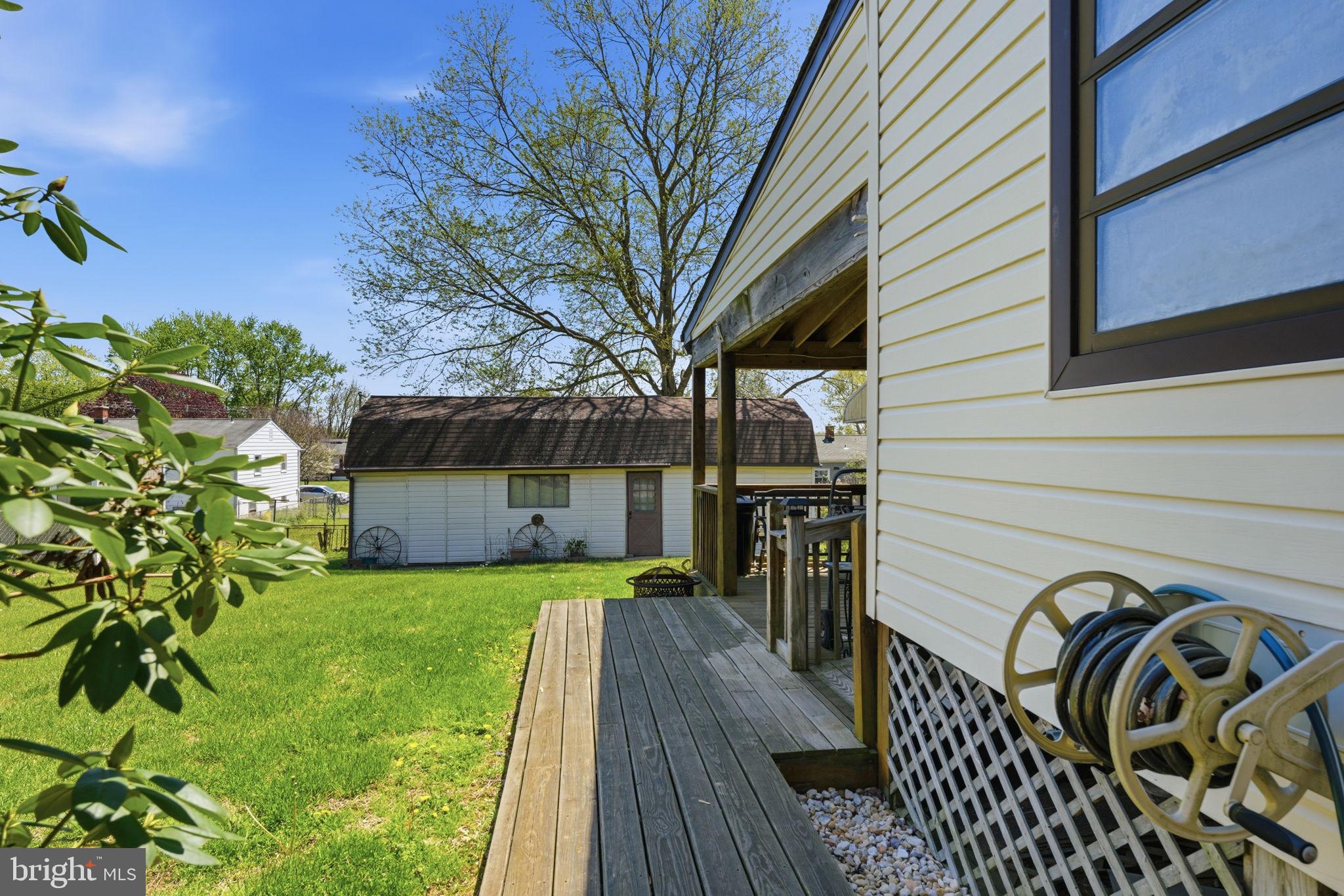 THOMSON ESTATES - Residential