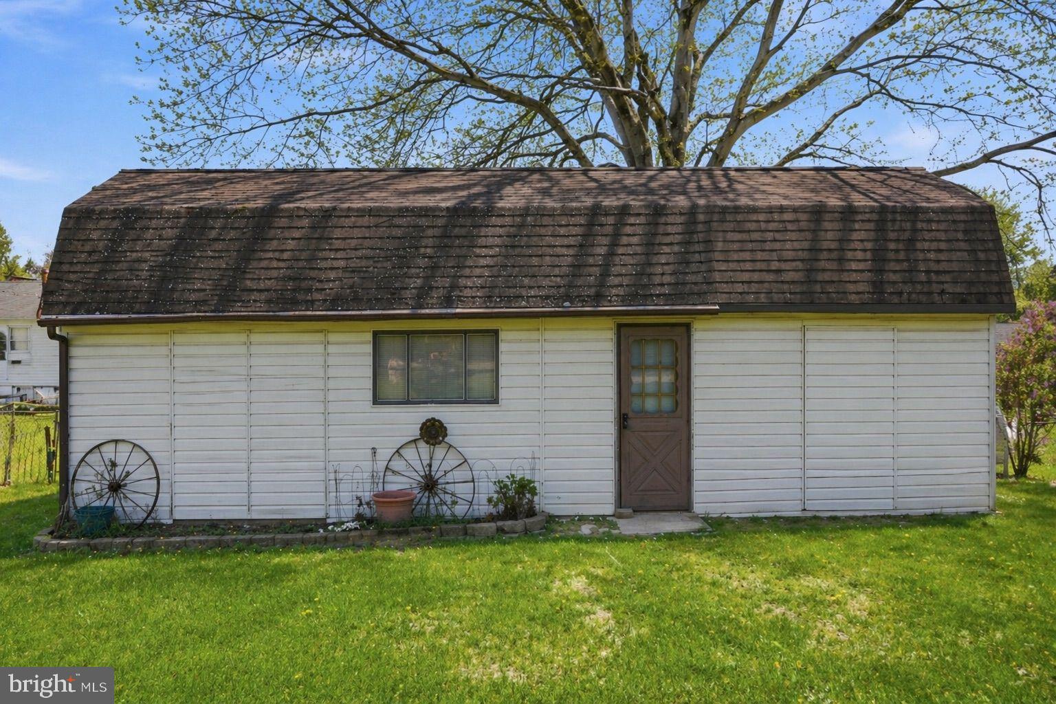 THOMSON ESTATES - Residential