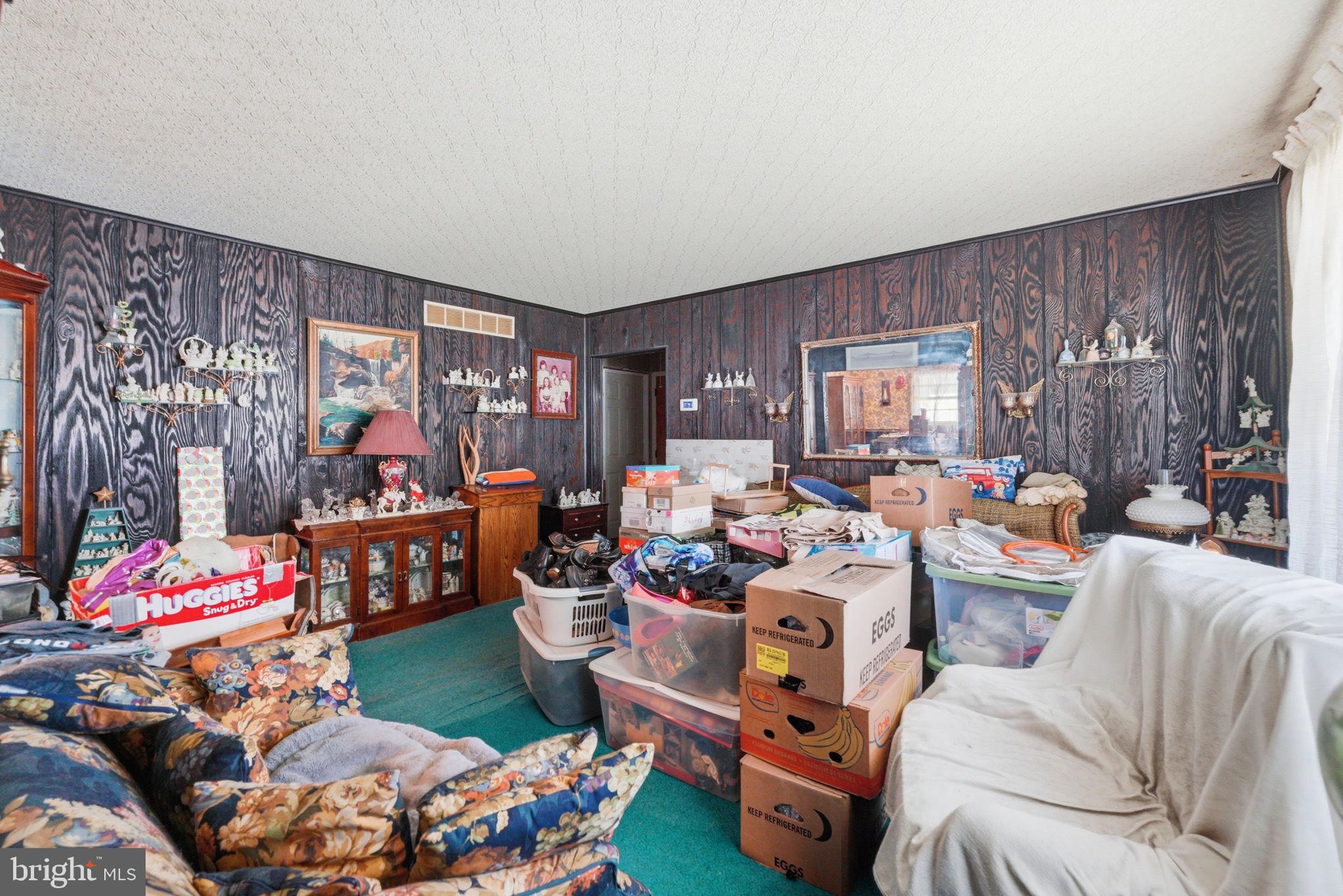 THOMSON ESTATES - Residential