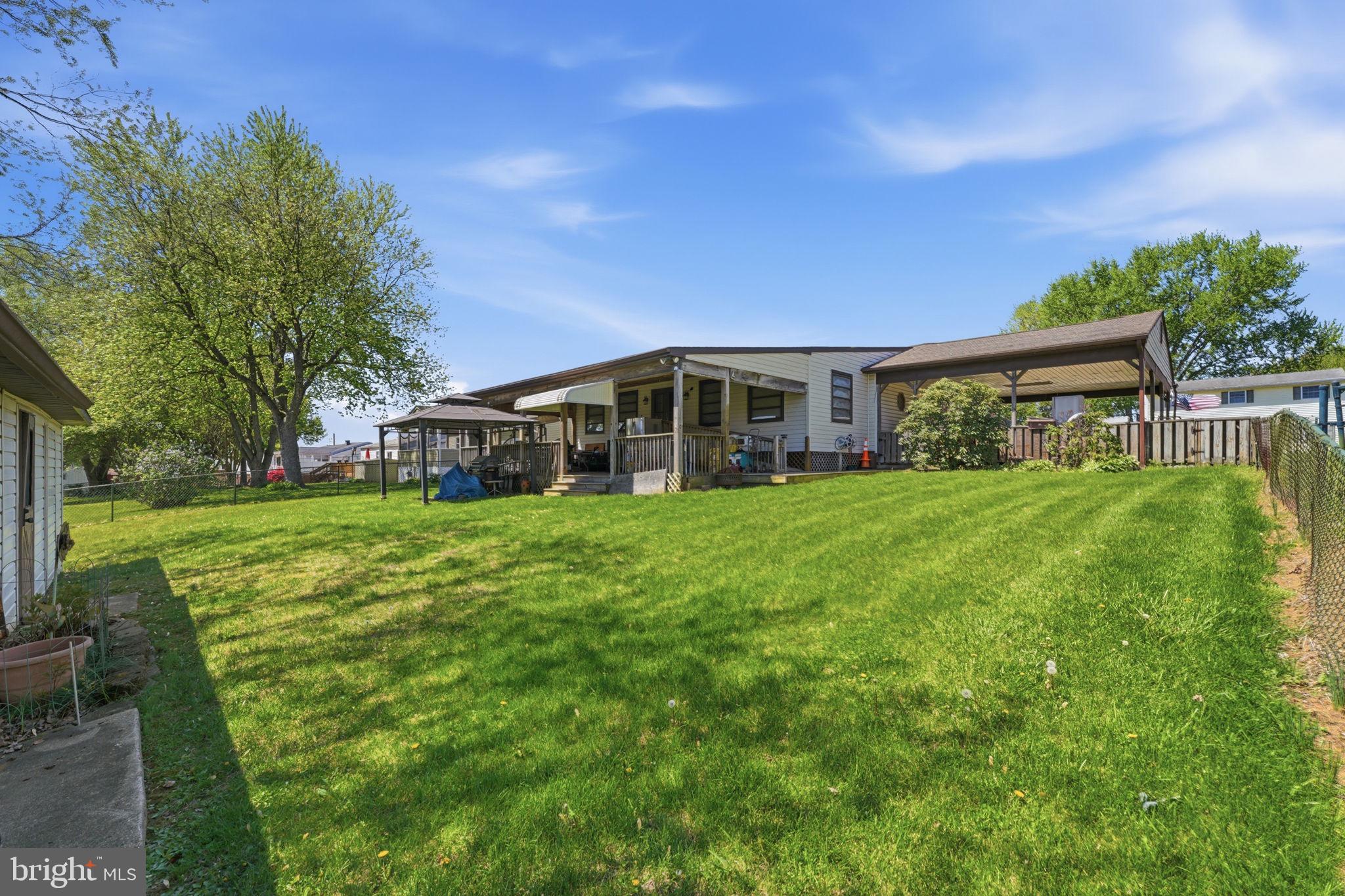 THOMSON ESTATES - Residential