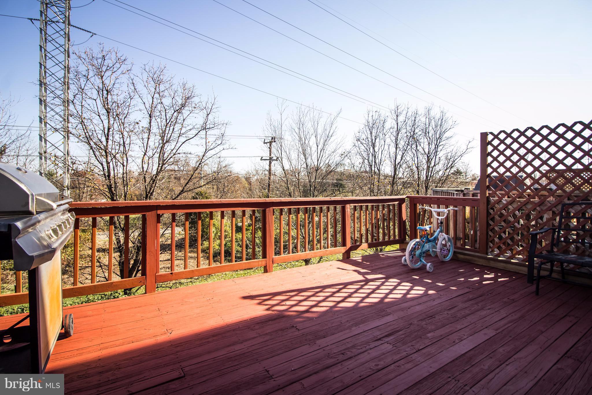 TRAILSIDE - Residential