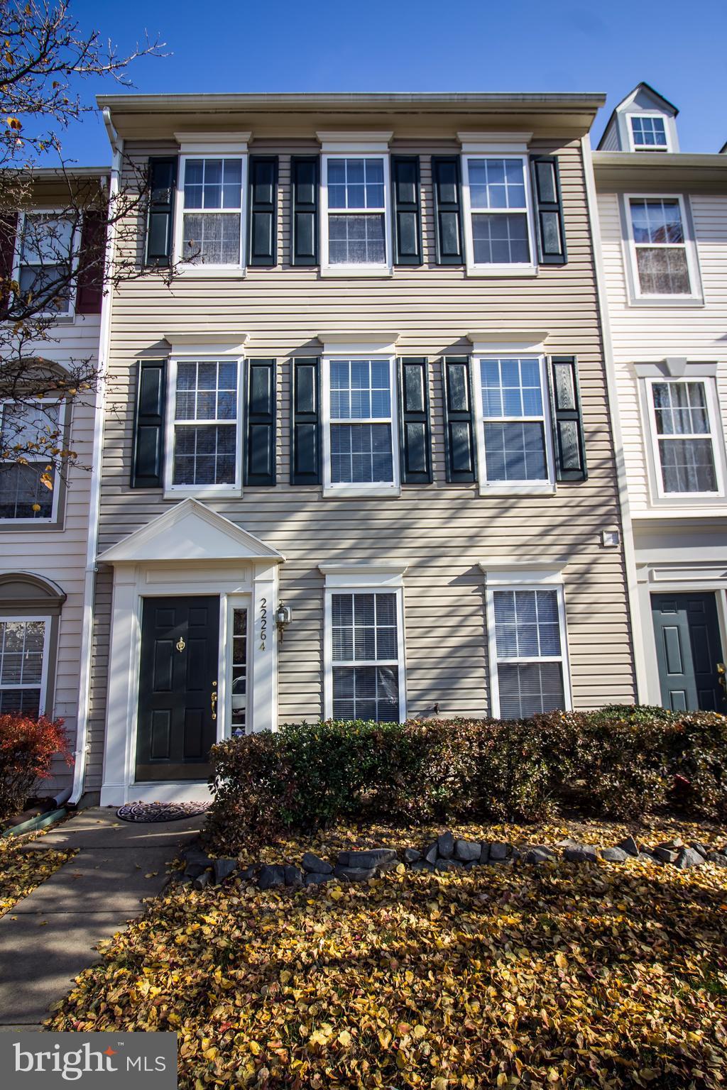 TRAILSIDE - Residential