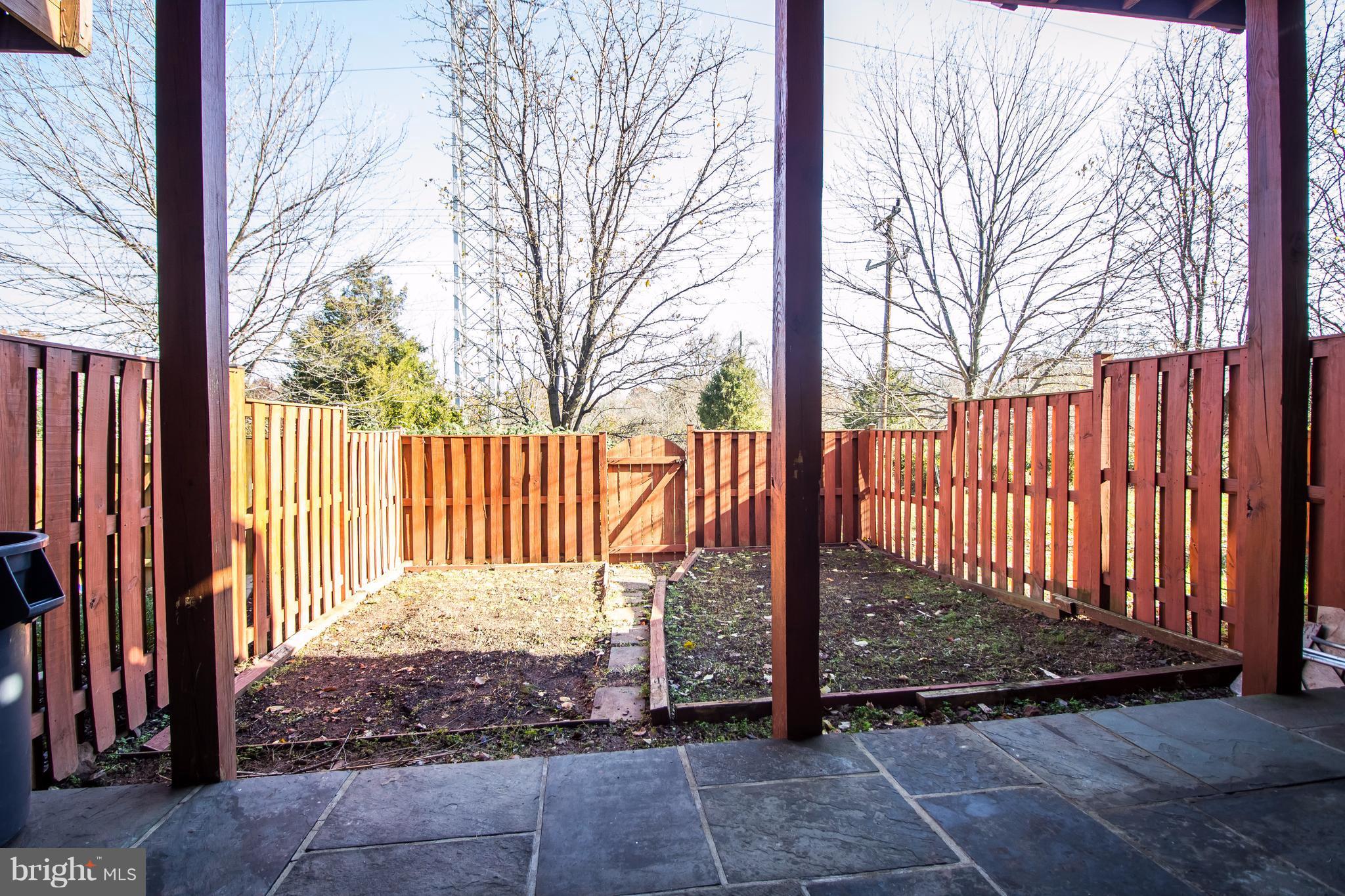 TRAILSIDE - Residential