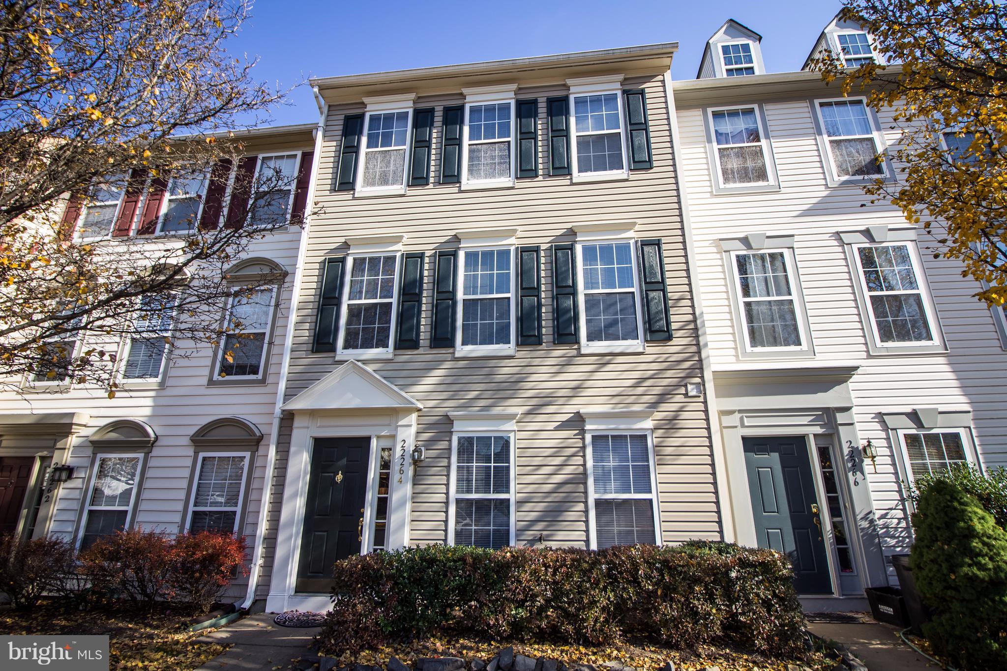 TRAILSIDE - Residential