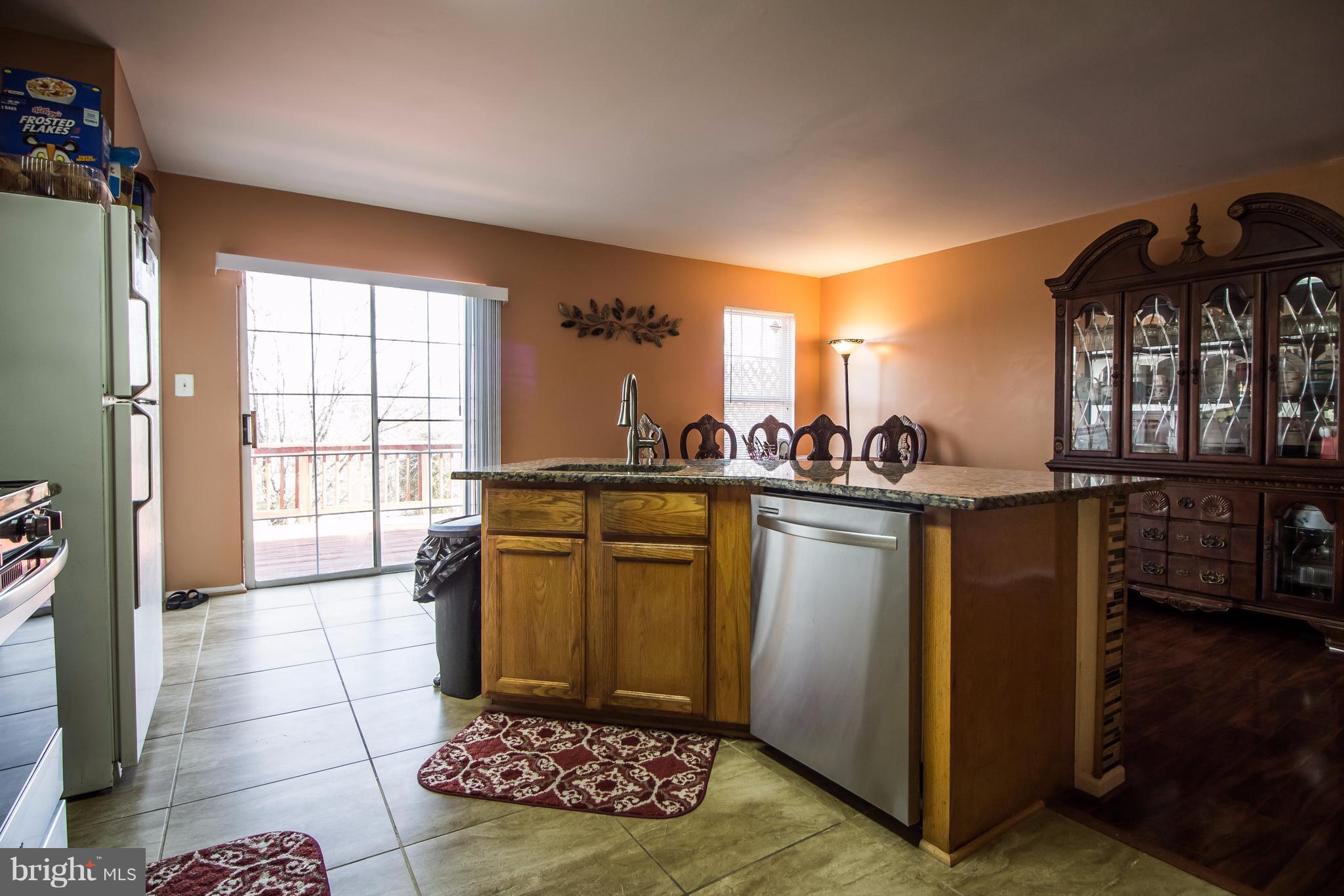 TRAILSIDE - Residential