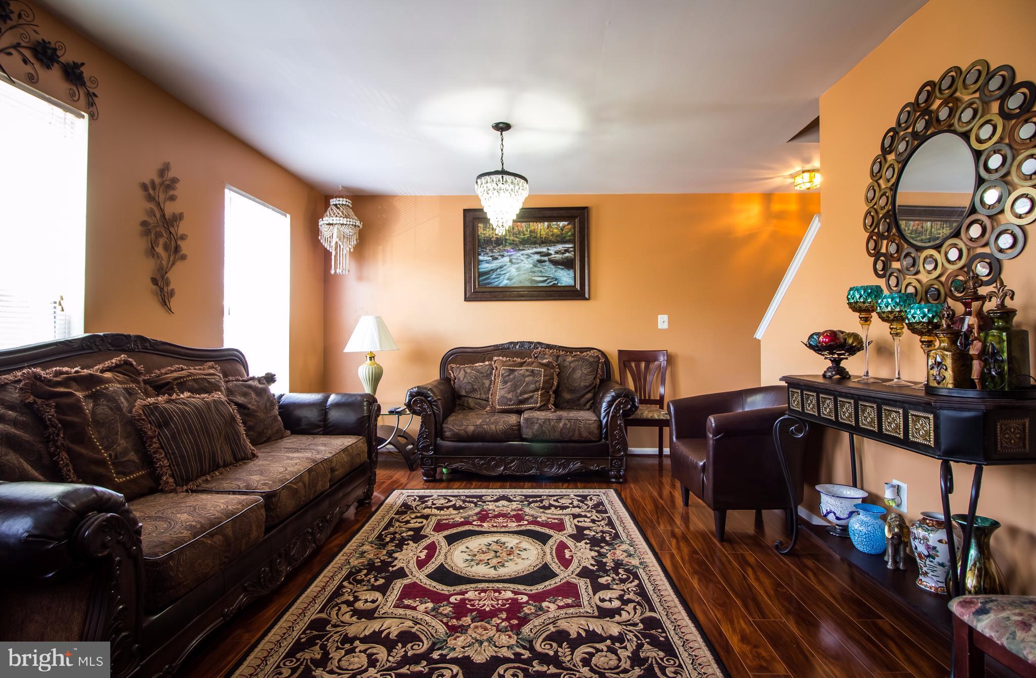 TRAILSIDE - Residential