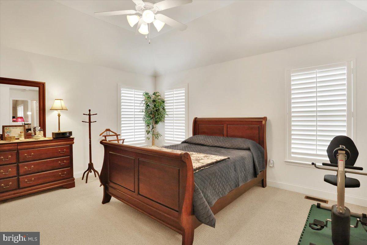 HILL CREST ESTATES - Residential