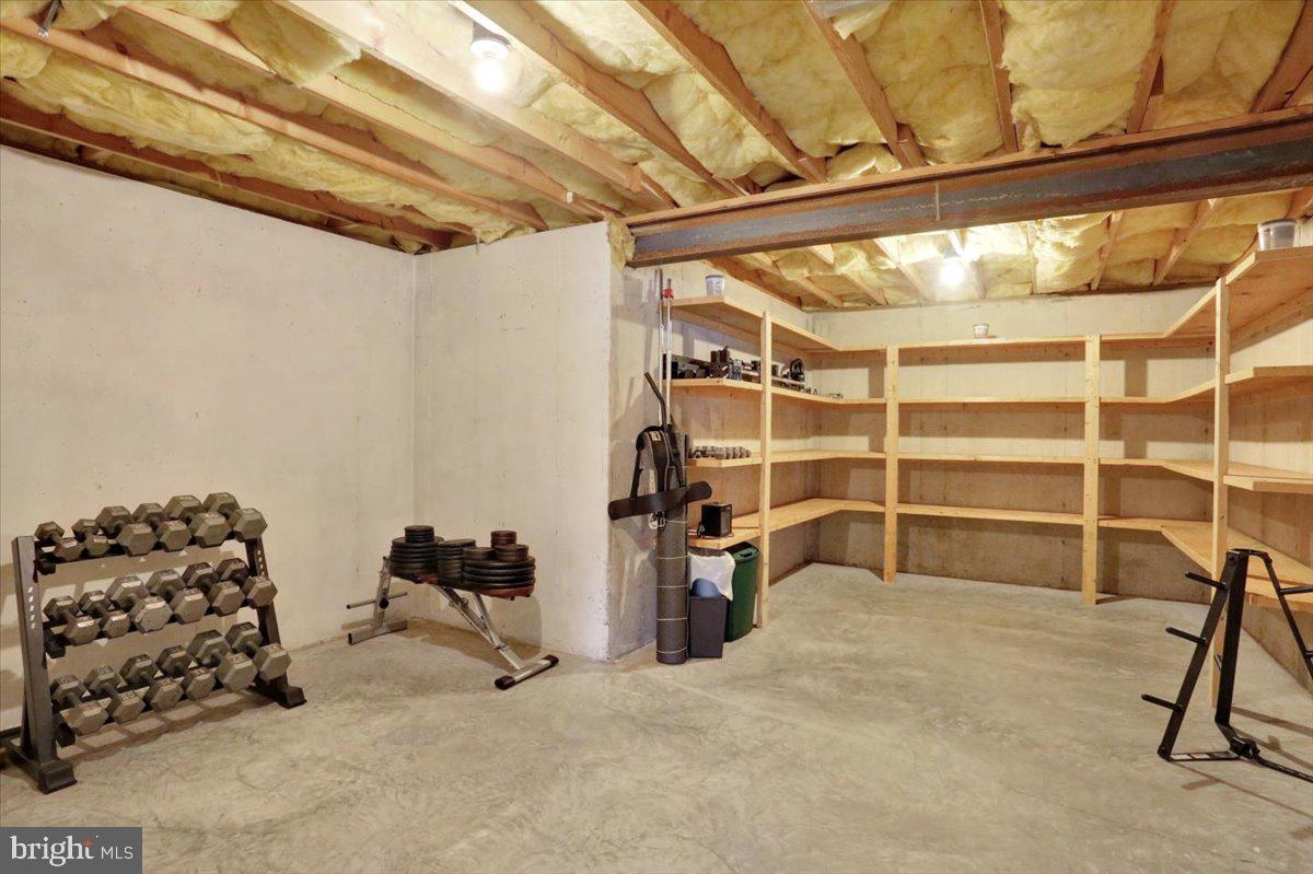 HILL CREST ESTATES - Residential