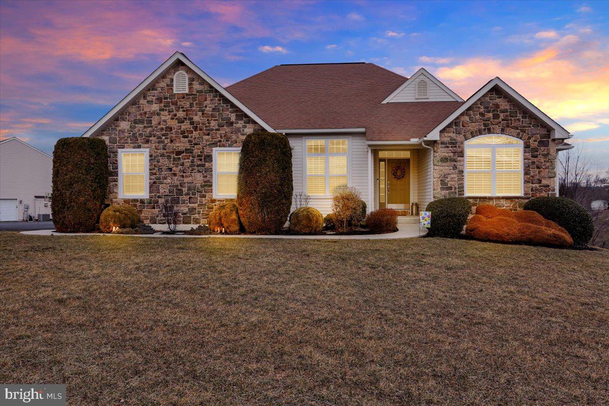 HILL CREST ESTATES - Residential