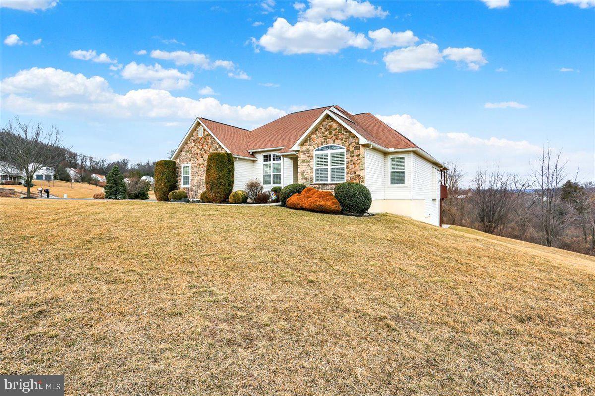 HILL CREST ESTATES - Residential